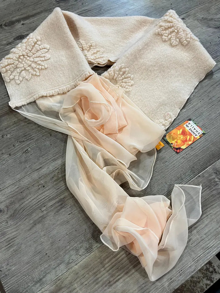 Foulard Ismerie par Anne de Shalla Atelier